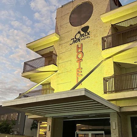 Onix Inn Hotel Cravinhos Экстерьер фото
