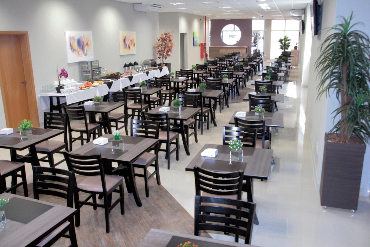Onix Inn Hotel Cravinhos Экстерьер фото