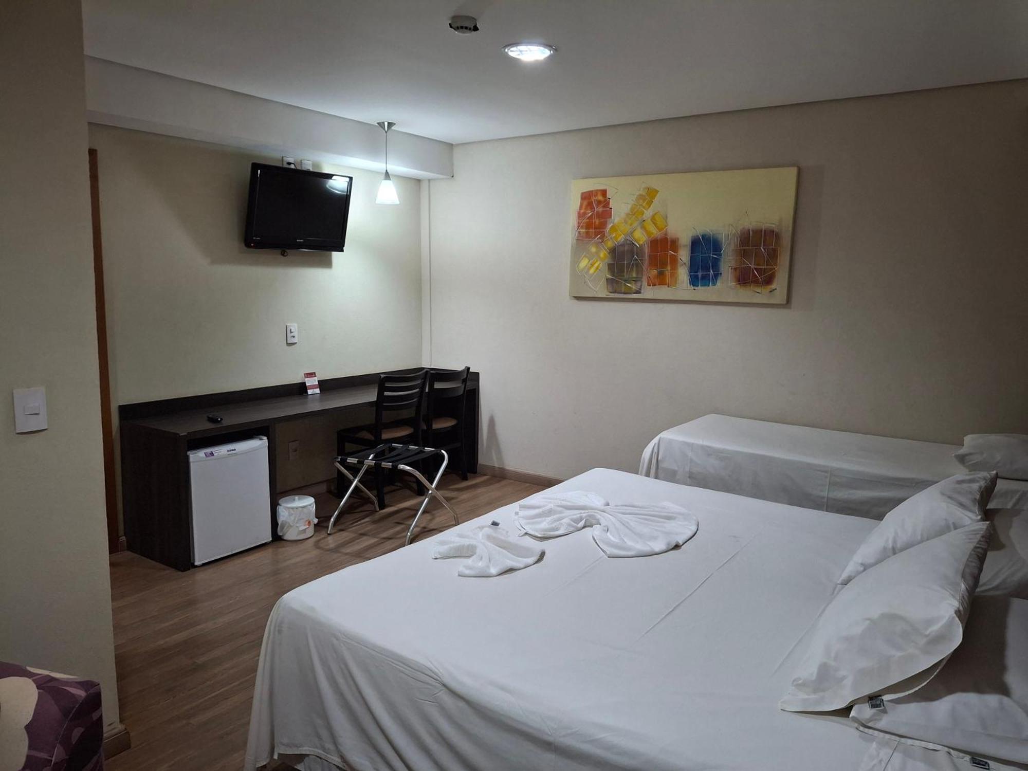 Onix Inn Hotel Cravinhos Экстерьер фото
