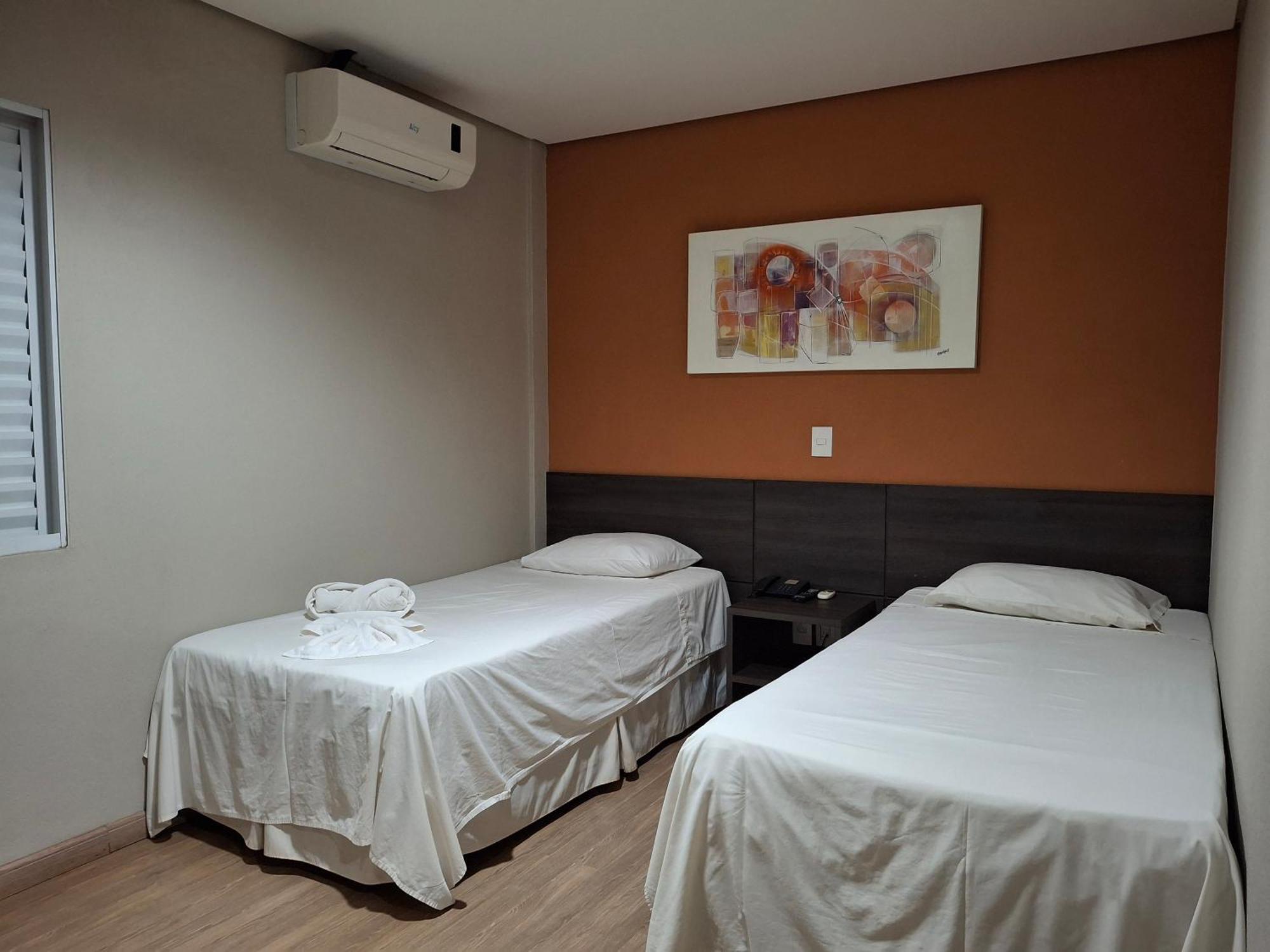 Onix Inn Hotel Cravinhos Экстерьер фото